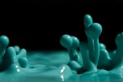 The Stress Ball (non-newtonian fluids).avi