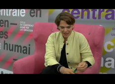 Construire en actes